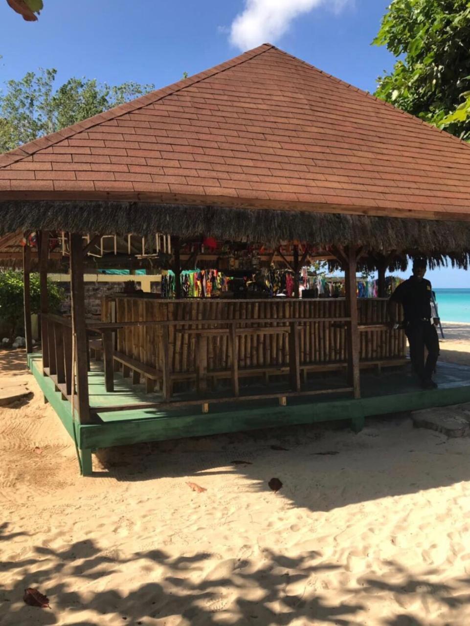 Seascape Apartments Negril Eksteriør billede